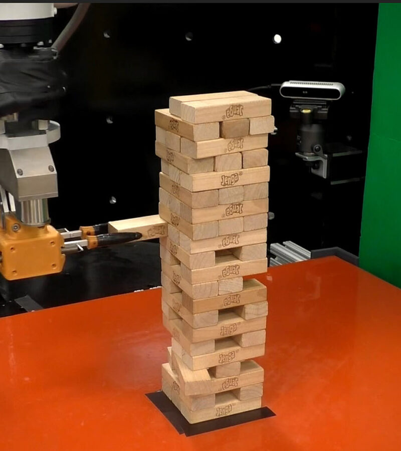 MIT employees taught a robot to play Jenga